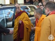 Члены парламента Тибета в изгнании против ухода Далай-Ламы из политики
