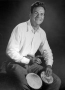 94 года со дня рождения Ричарда Фейнмана