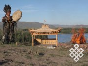 В Туве освятили памятник тувинскому горловому пению