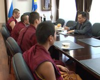 Буддийские ламы, обучающиеся в Индии, поставили цель вернуться в Туву с докторским званием Геше