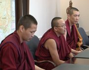 Буддийские ламы, обучающиеся в Индии, поставили цель вернуться в Туву с докторским званием Геше