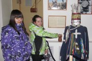 На тувинской выставке в Курагино костюм шамана... оживал