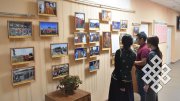 В Тувинском госуниверситете открылась выставка о буддийских наставниках